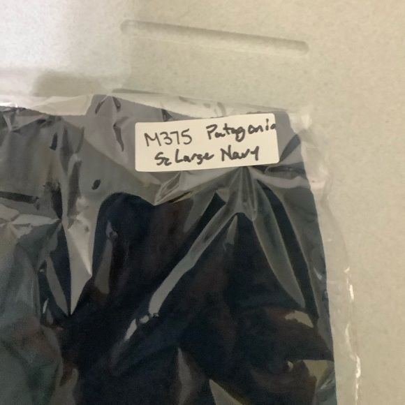 Patagonia Women's Barely Baggies Shorts 2½" Sz Large Tidepool Blue / Navy - Picture 8 of 8